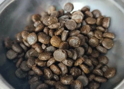 Сухой корм Аллева Холистик для взрослых собак средних пород с курицей и уткой, алое и женьшенем. 2кг