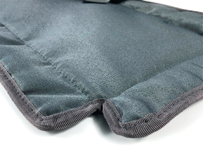 17323 Переноска для животных "Турне" S с метал.дверцей (коврик + ремень) 42*29,5*26 см зеленая