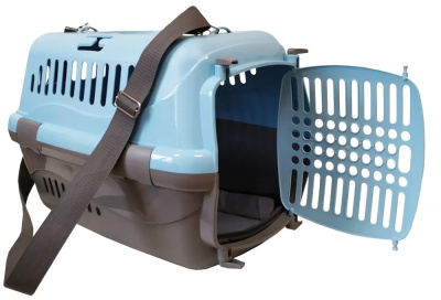 Переноска для животных "Турне" M с пласт.дверцей 48*32*32 см голубая