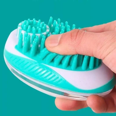 Щетка для мытья животных  с дозатором для мыла Рубиз, зеленая, 11,5х7,5см Mpets				